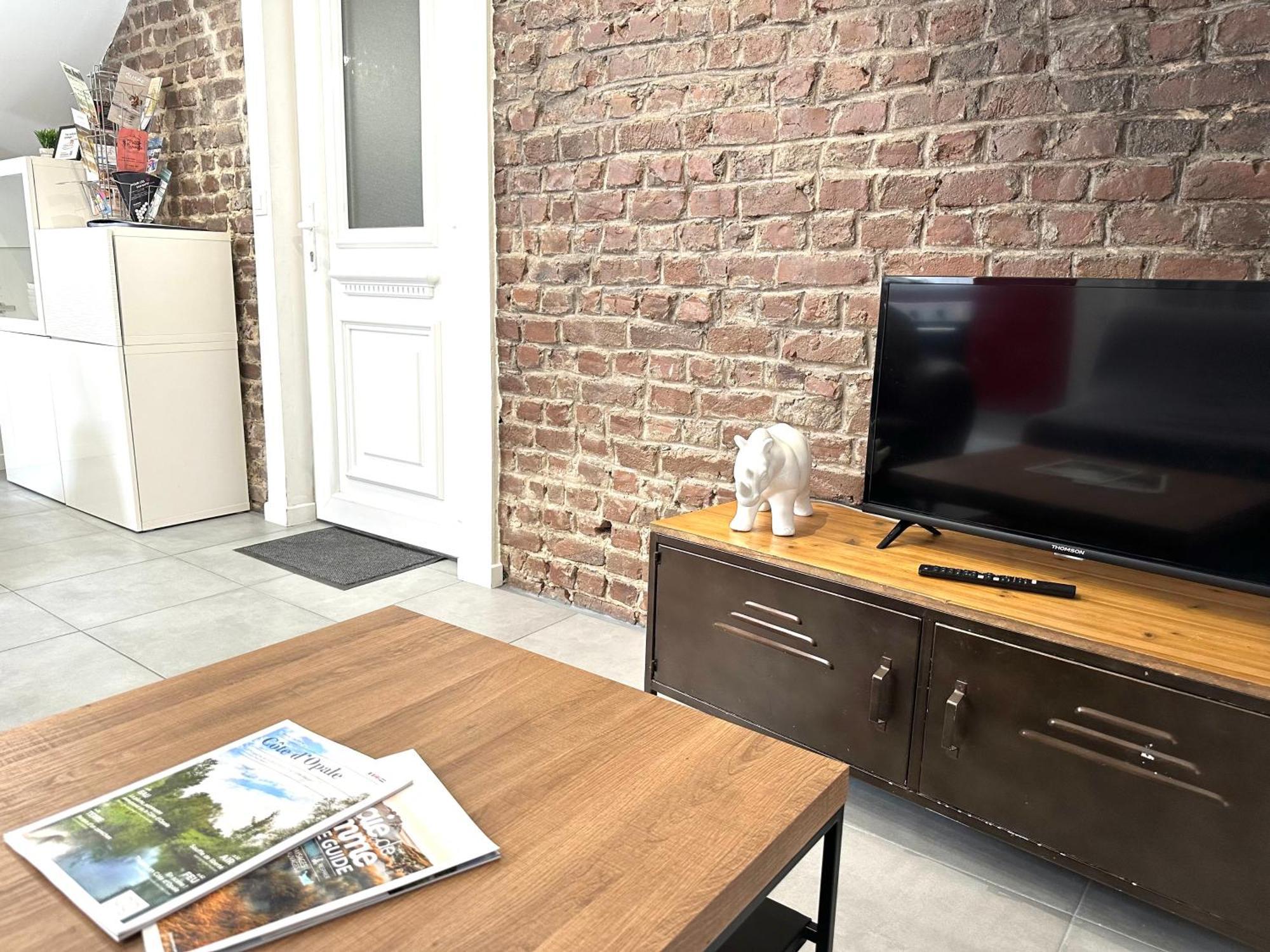 Cosy - Wifi - Et Commerces A 100m Apartment